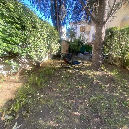 Apartamento La Beau'm Les Pins Centre 200m De La Terrasse Et Jardin *