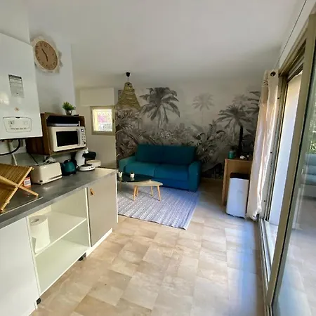 La Beau'm Les Pins Centre 200m De La Terrasse Et Jardin アパート *