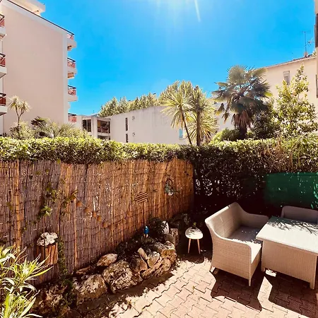 La Beau'm Les Pins Centre 200m De La Terrasse Et Jardin Apartment *